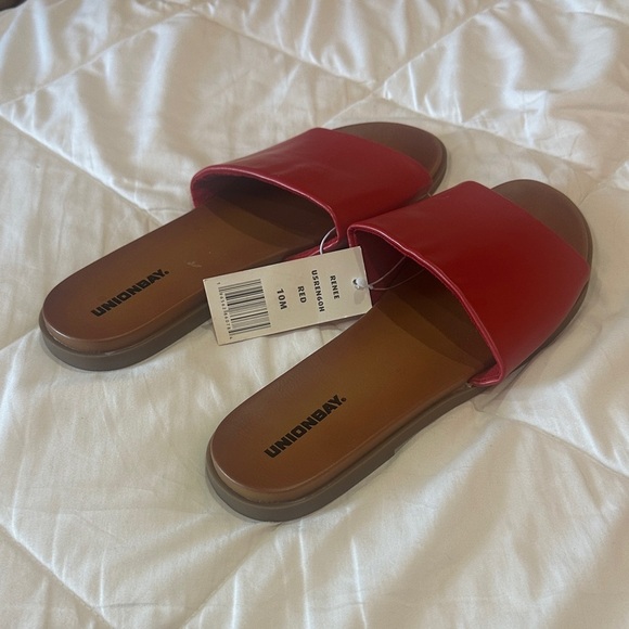 NEW UNIONBAY Women's Vibrant Red Slide Sandals size 10 - Picture 4 of 6